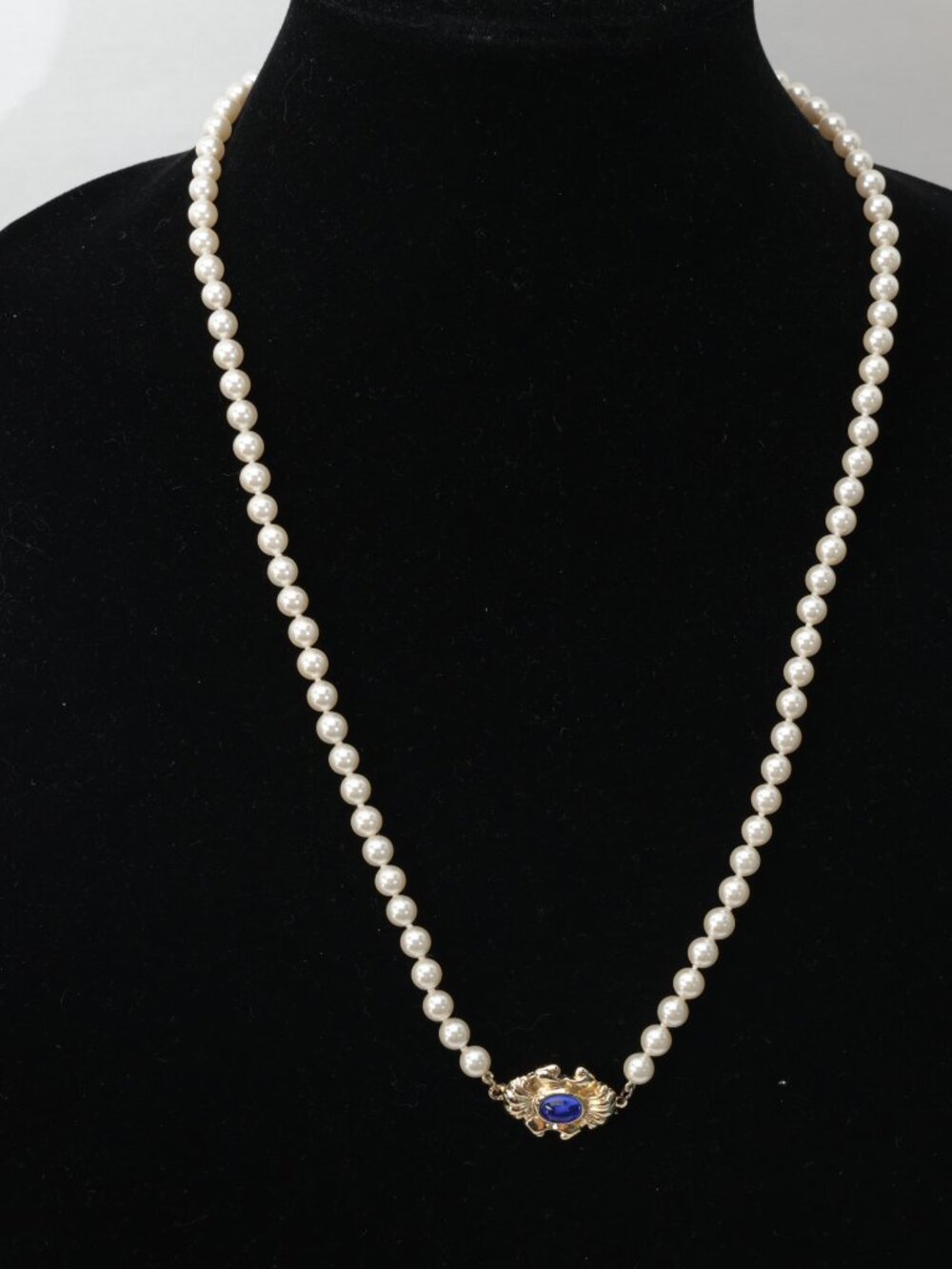 Vintage Vanna White Pearl Necklace Sapphire Blue Clasp HSN COA New In Box
